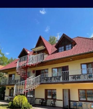 Pensjonat Marina Pobierowo Bagian luar foto